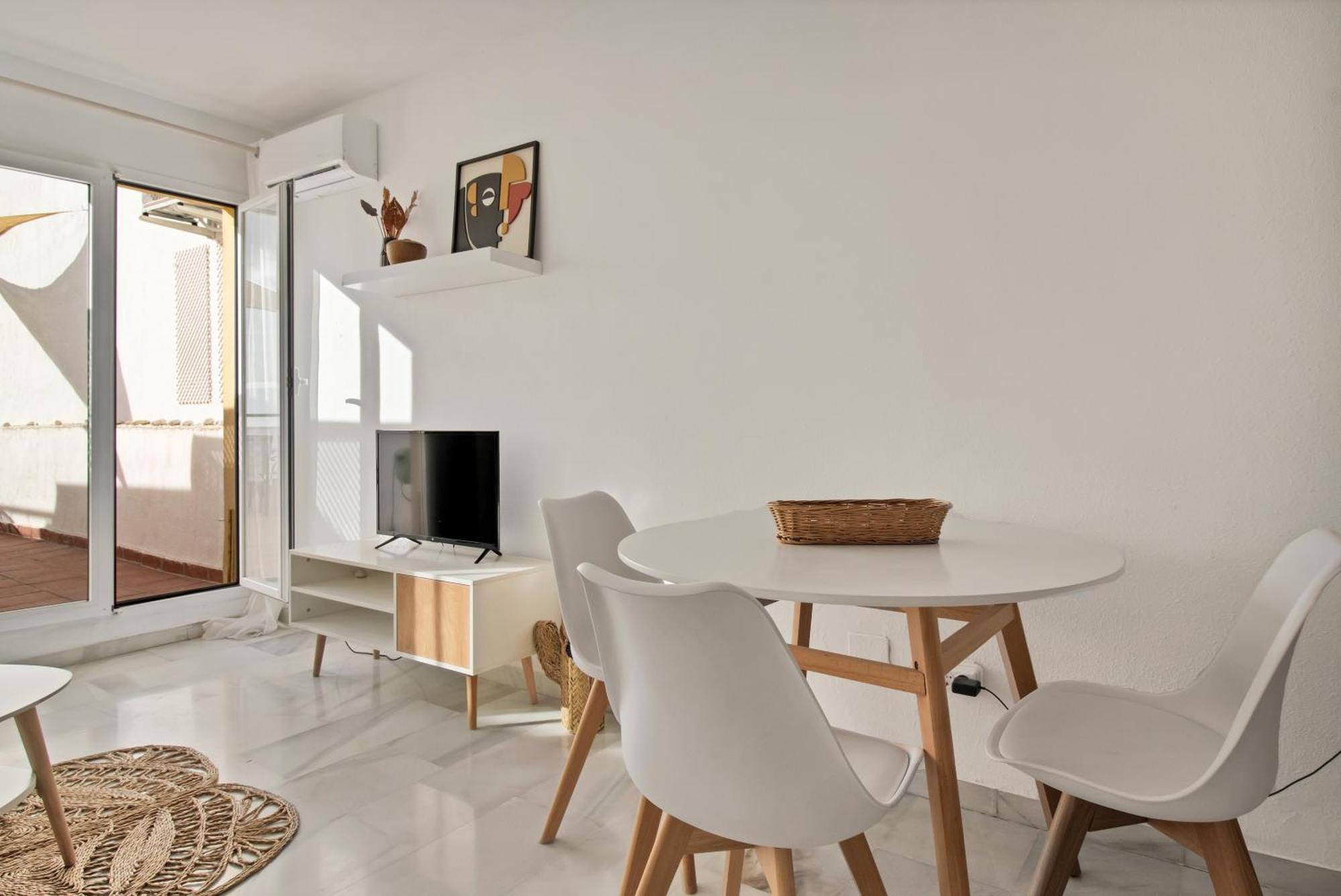 Duplex Estilo Boho Con Increible Terraza Y Vistas Al Mar En Estepona - Las Abejeras 609 Apartamento Exterior foto