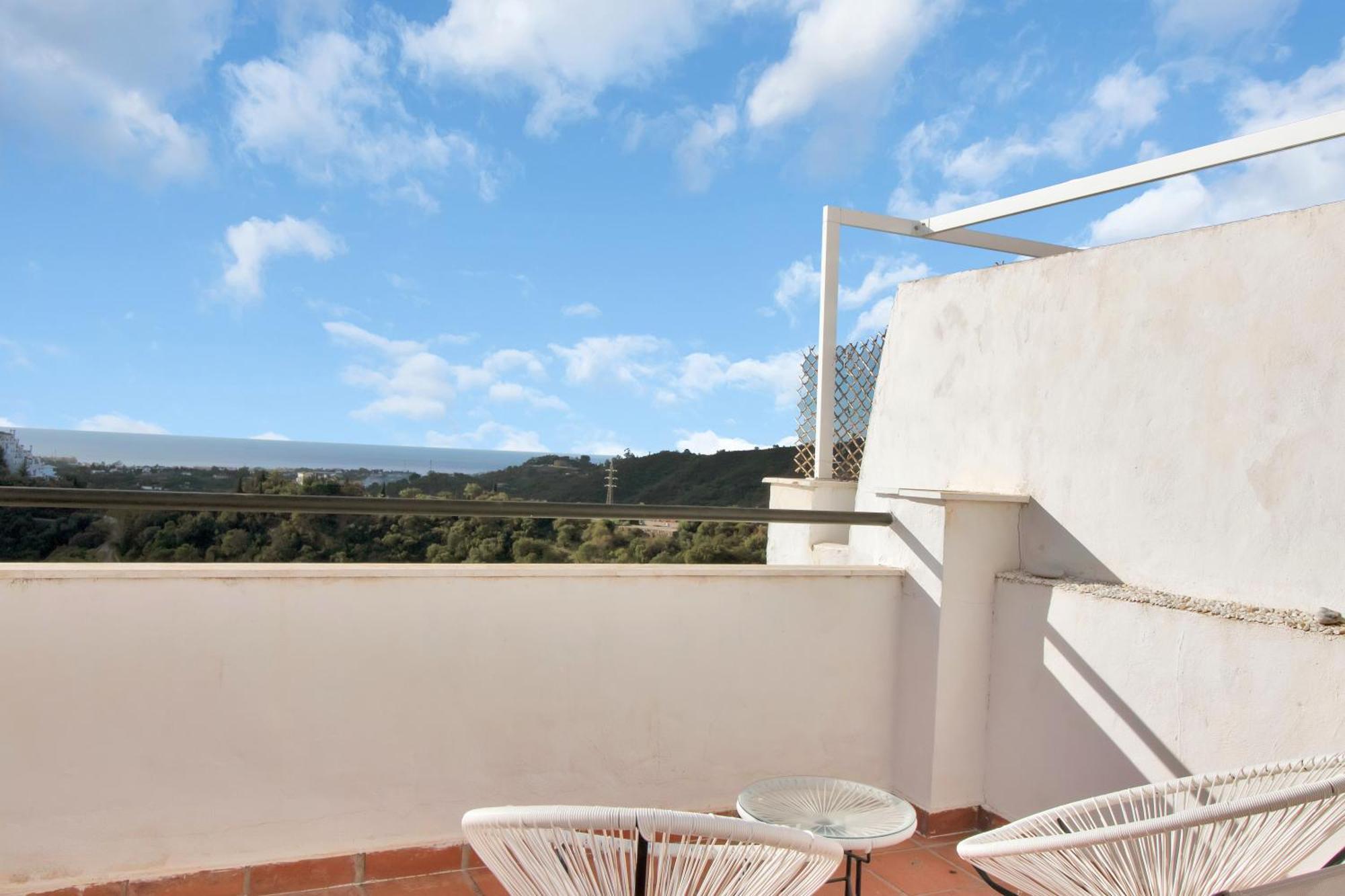 Duplex Estilo Boho Con Increible Terraza Y Vistas Al Mar En Estepona - Las Abejeras 609 Apartamento Exterior foto